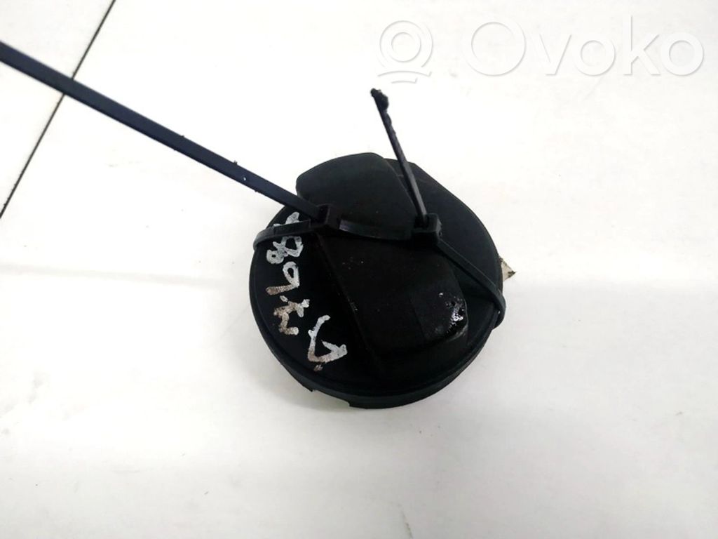 Audi A6 S6 C5 4B Tappo del serbatoio del carburante