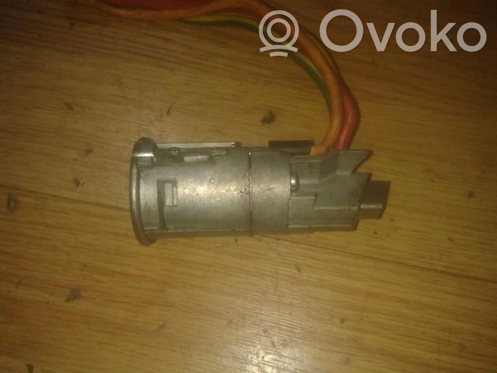 Peugeot 306 Butuc cheie contact 