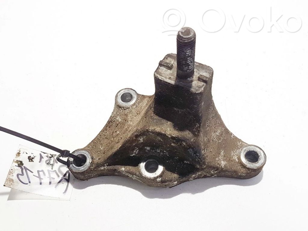Ford Mondeo Mk III Suport motor
