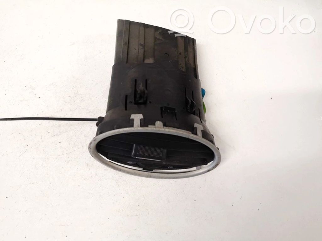 Ford Focus Rejilla de ventilación central del panel 