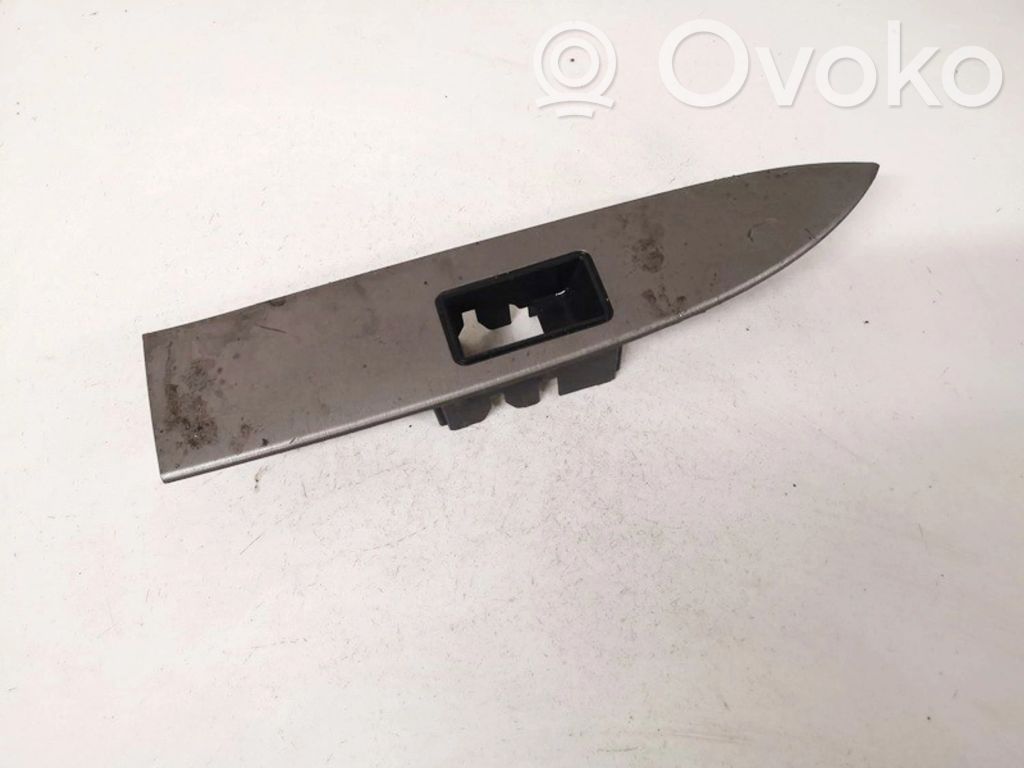 Toyota Avensis T270 Rivestimento pulsantiera finestrino della portiera anteriore 