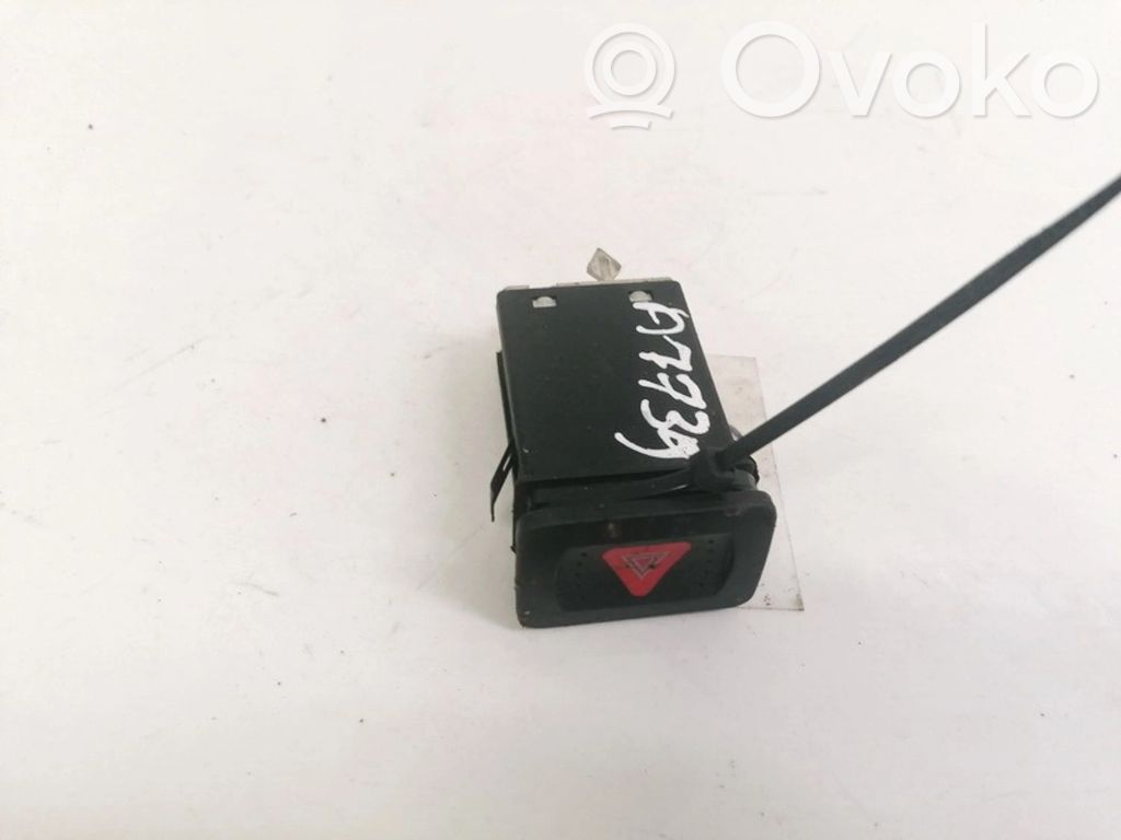 Comutator lumini pericol   1J0953235A,1J0953235B,1J0953235A,1J0953235B,1J0959621B