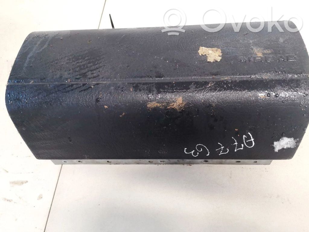 Volkswagen PASSAT B4 Airbag pasager 