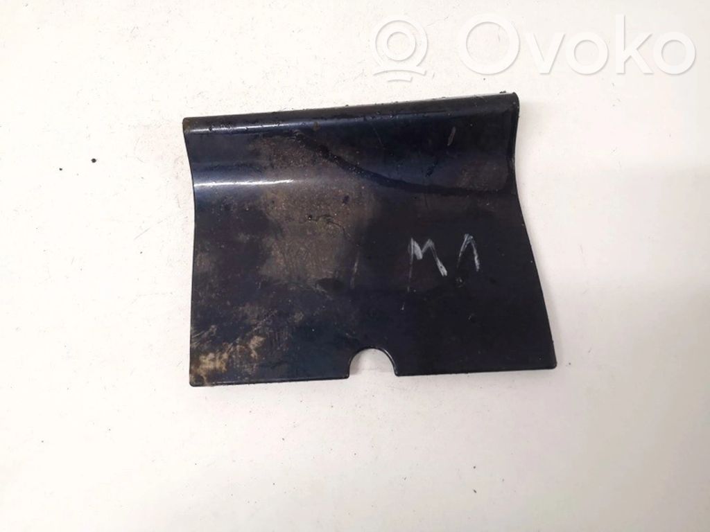 Volkswagen Polo II 86C 2F Tappo/coprigancio di traino paraurti posteriore 
