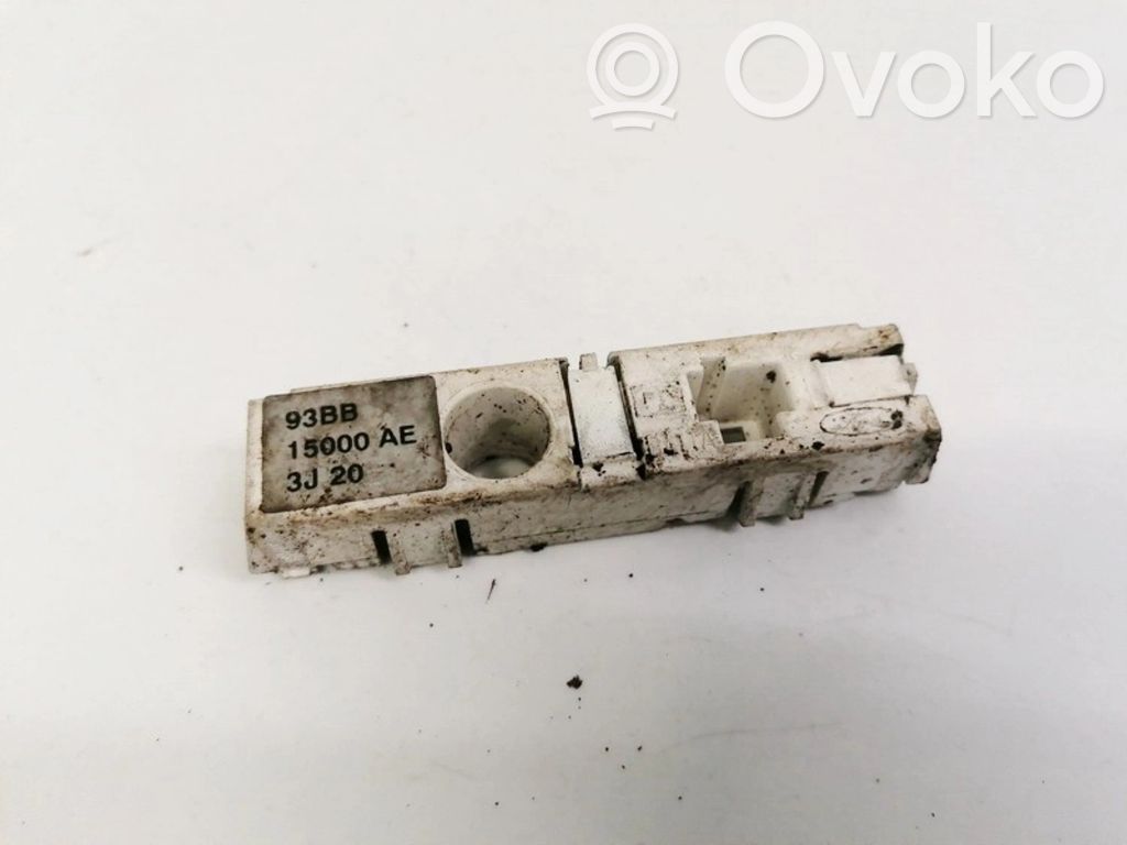 Altra parte esteriore   93BB15000AE,93BB15000AE