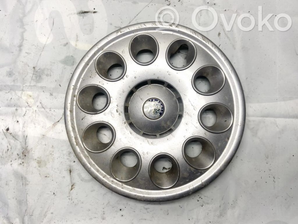 Alfa Romeo 147 R15-pölykapseli 