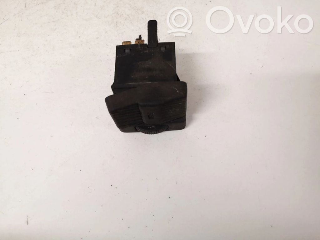 Volkswagen PASSAT B3 Interruptor de control del panel de luces 