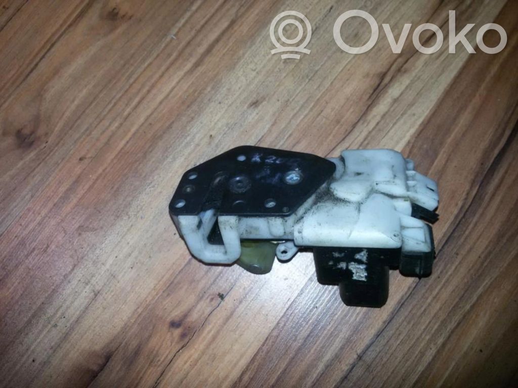 Rover 214 - 216 - 220 Serrure de porte avant