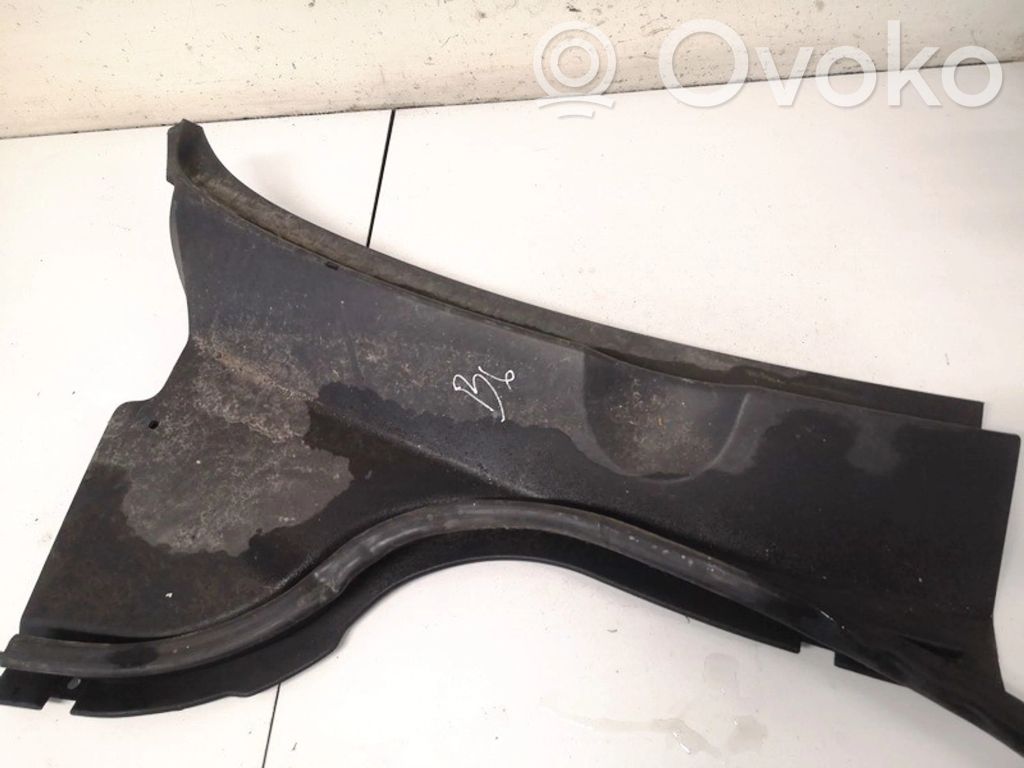 Volkswagen PASSAT B6 Rivestimento del tergicristallo 