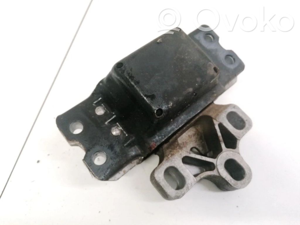 Moottorin kiinnikekorvake   3C0199555,3C0199555