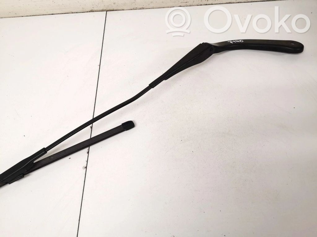 BMW 3 E90 E91 Wischerarm vorne 