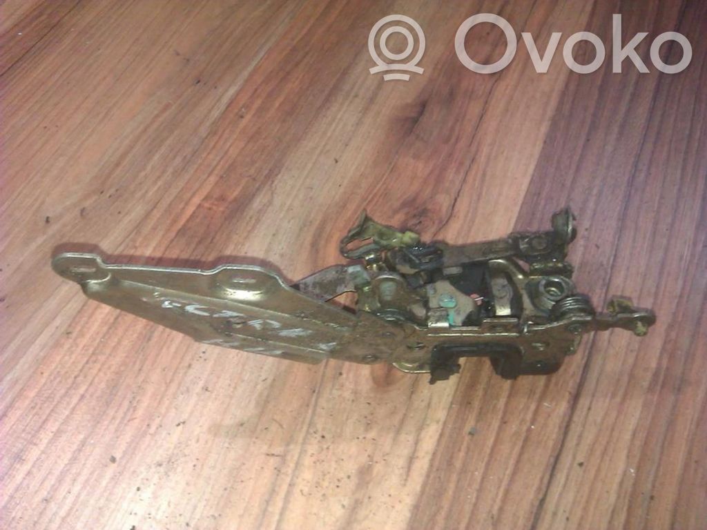 Opel Vectra A Etuoven lukko 