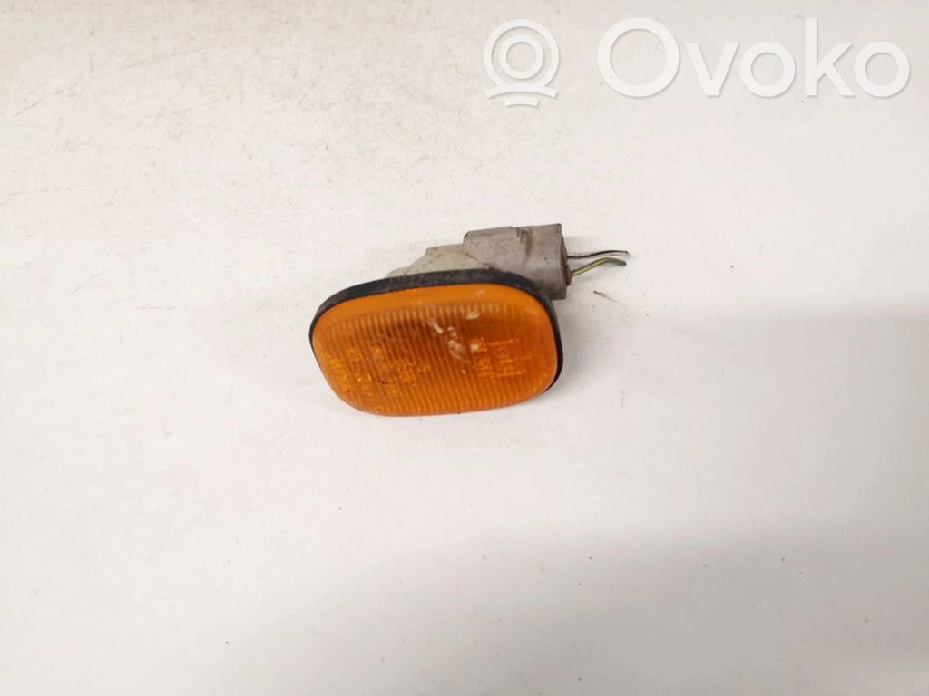 Toyota Avensis Verso Seitenblinker 
