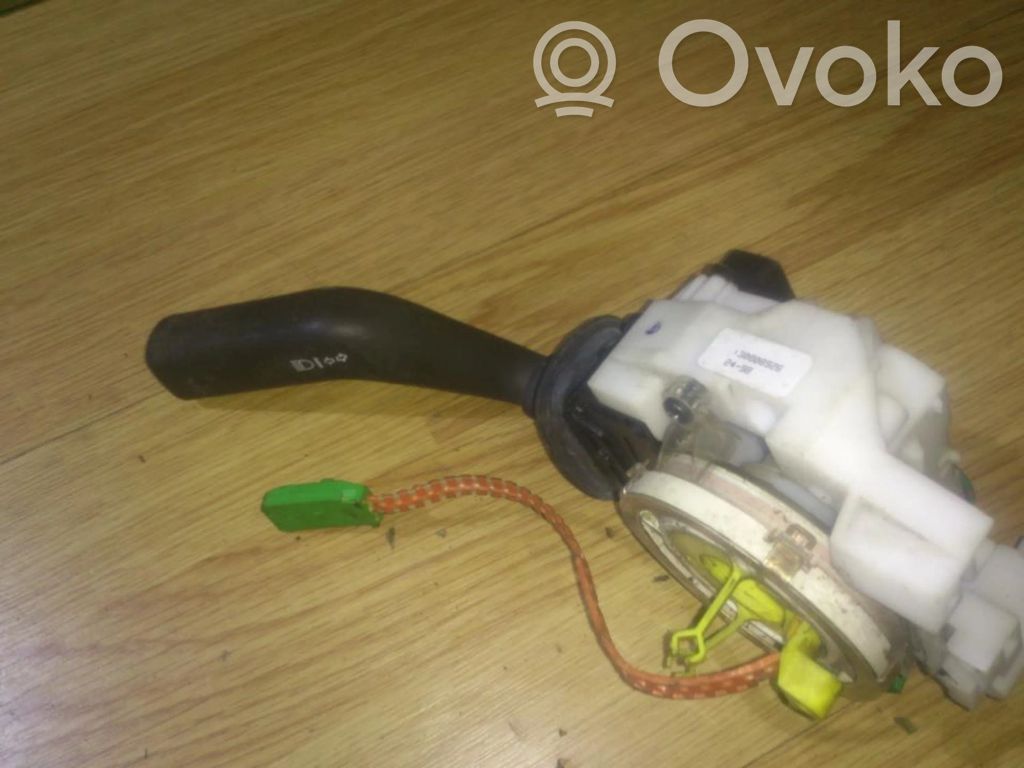 Volvo S40, V40 Commodo de clignotant 