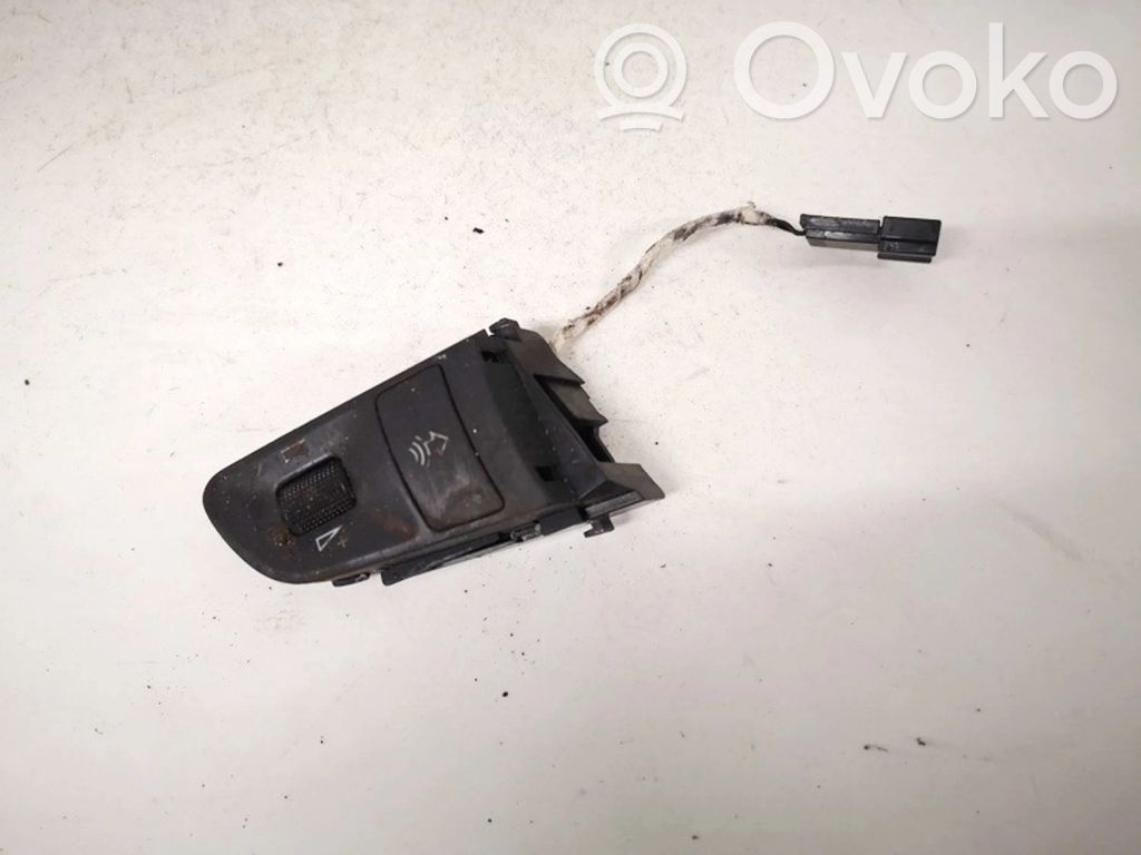 Audi A6 S6 C6 4F Przełącznik / Przycisk kierownicy 