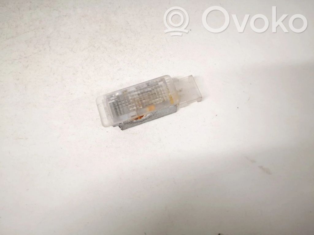Altre luci abitacolo   6L0947565,6L0947565