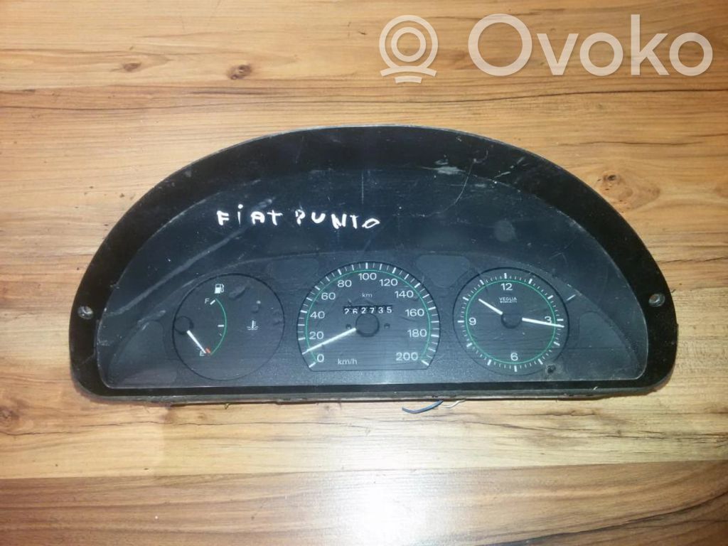 Fiat Punto (176) Nopeusmittari (mittaristo) 
