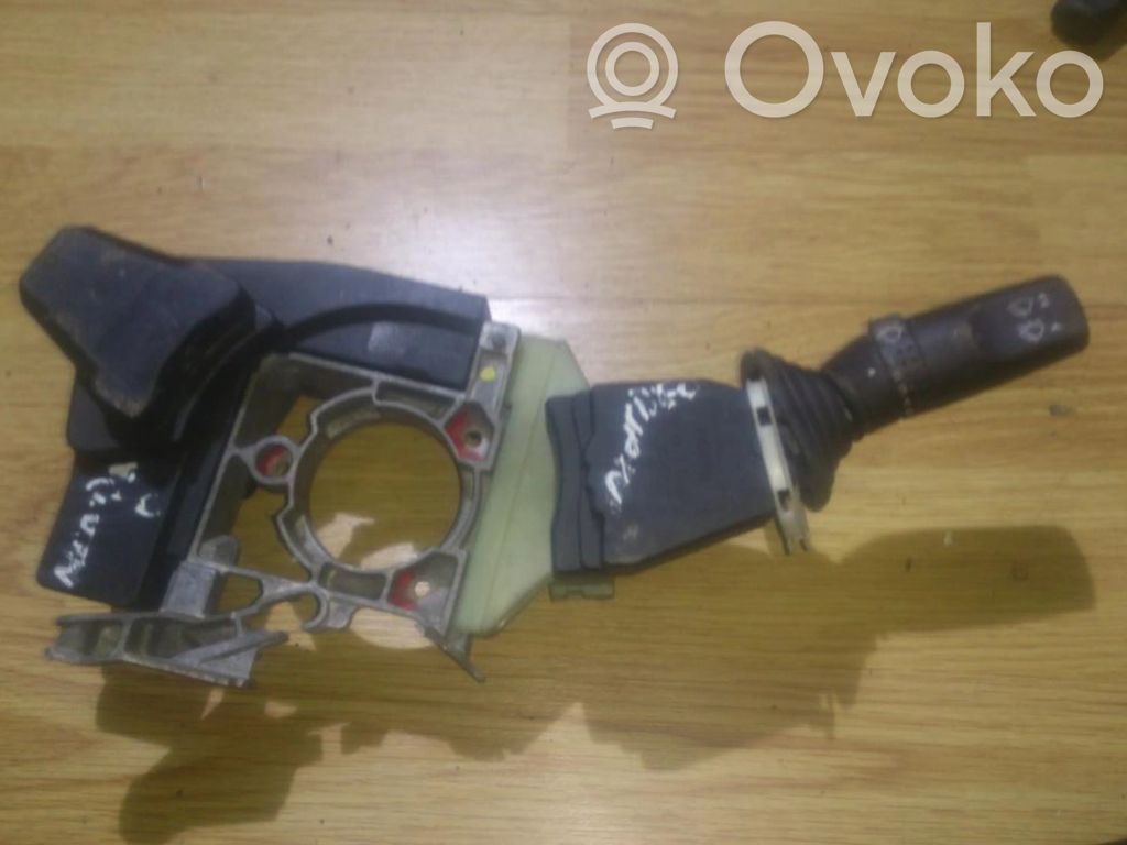 Ford Mondeo MK I Manetă ștergător parbriz 