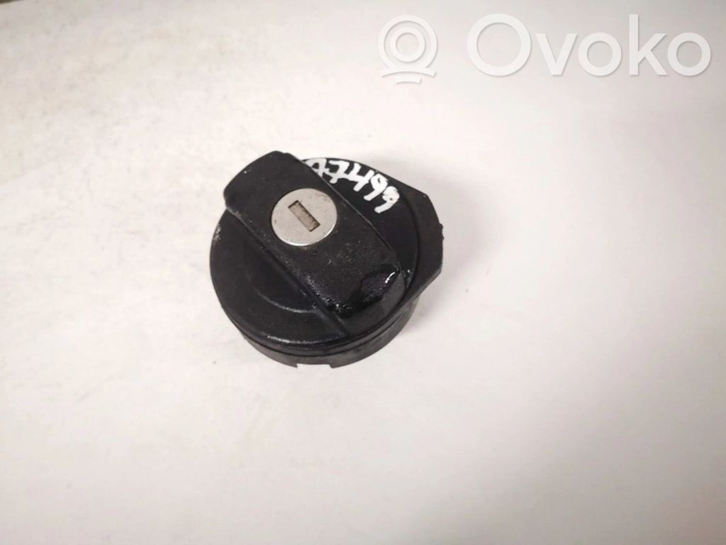 Skoda Fabia Mk2 (5J) Tappo del serbatoio del carburante