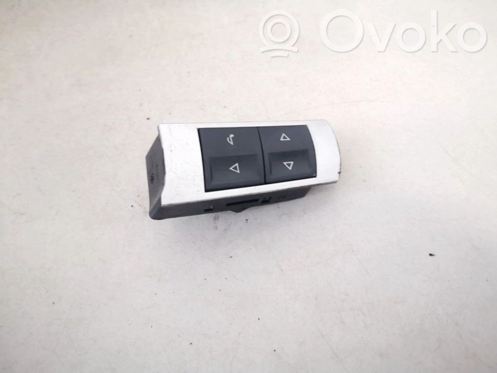Chrysler 300 - 300C Butoane/comutatoare pe volan 