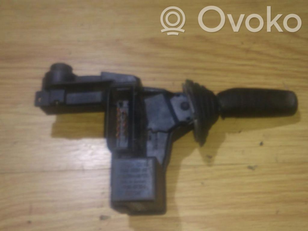 Commodo de clignotant   95BG13B302AA,95BG13B302AA