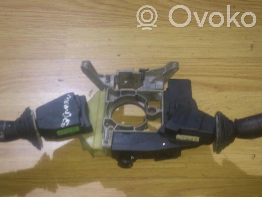 Ford Mondeo MK I Commodo, commande essuie-glace/phare 