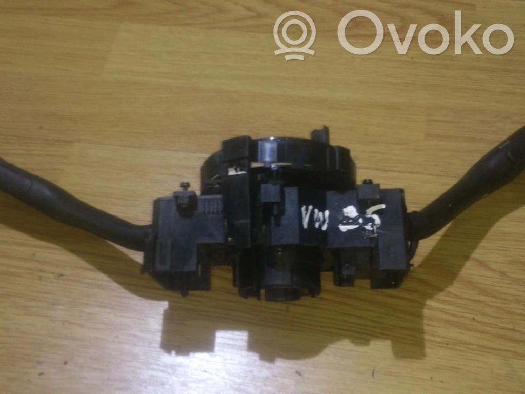 Volkswagen PASSAT B5 Commodo, commande essuie-glace/phare 