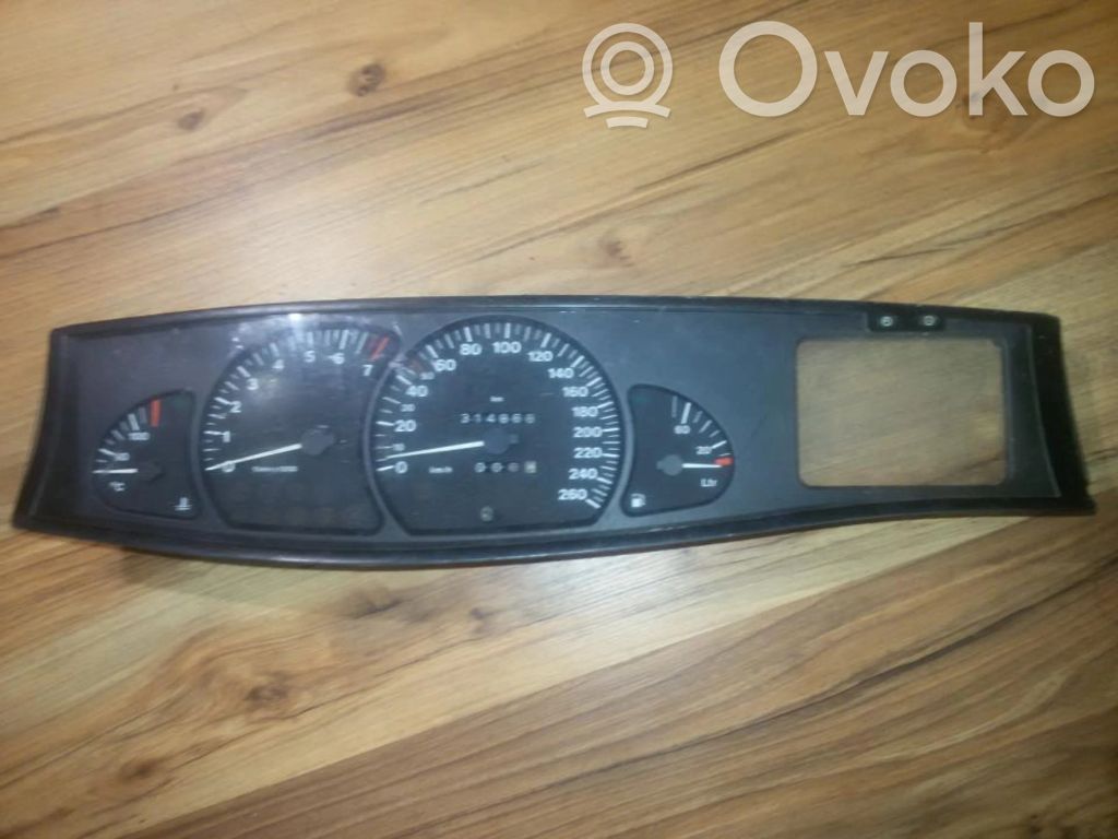 Opel Omega B1 Velocímetro (tablero de instrumentos) 
