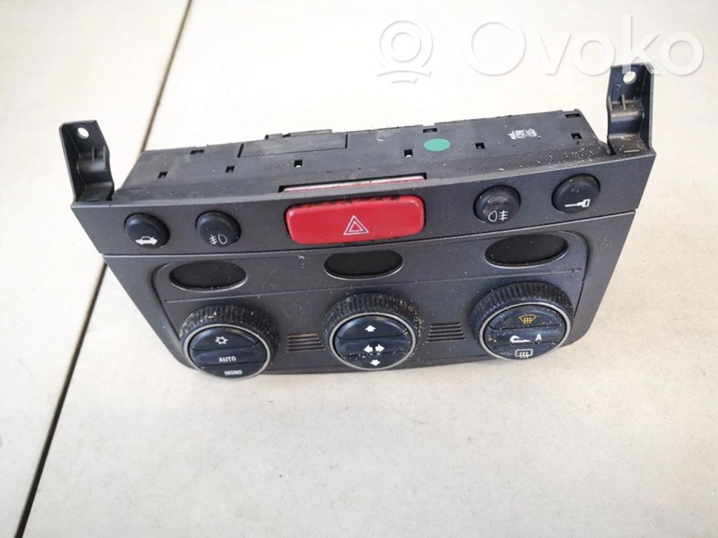 Alfa Romeo 147 Panel klimatyzacji 