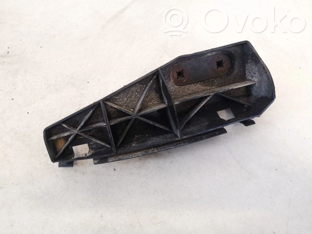 Toyota Corolla Verso AR10 Uchwyt / Mocowanie zderzaka tylnego