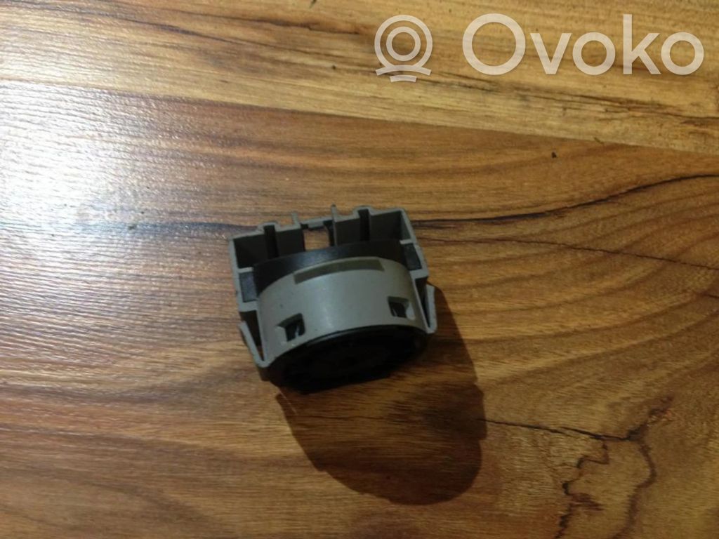 Ford Mondeo Mk III Contatto blocchetto accensione