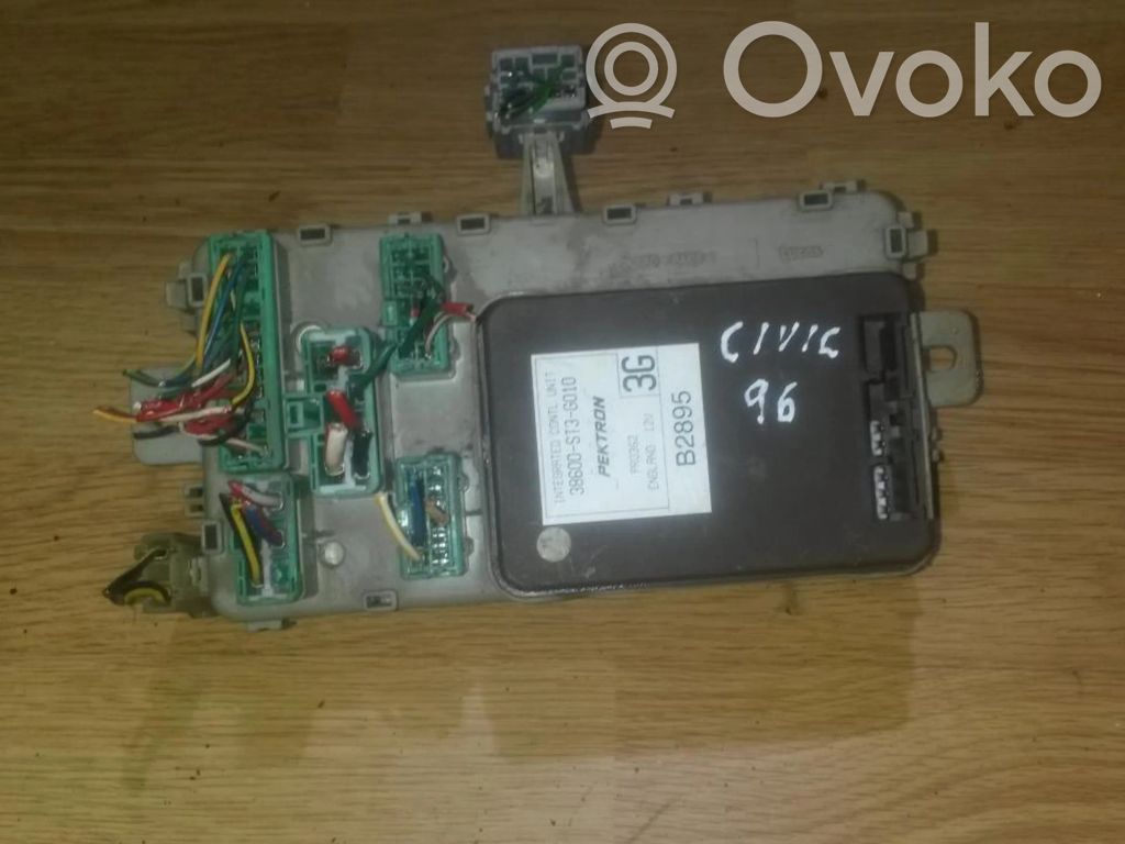 Honda Civic Skrzynka bezpieczników / Komplet 