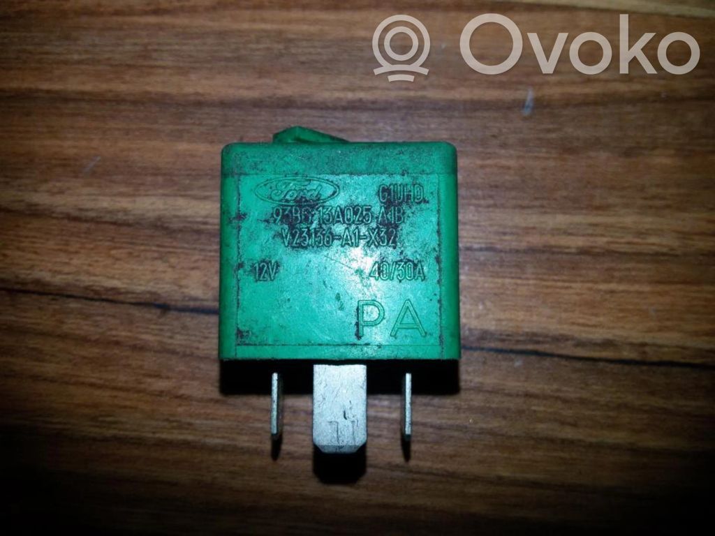 Other relay   93BG13A025AA,V23136A1X2,93BG13A025AA,V23136
