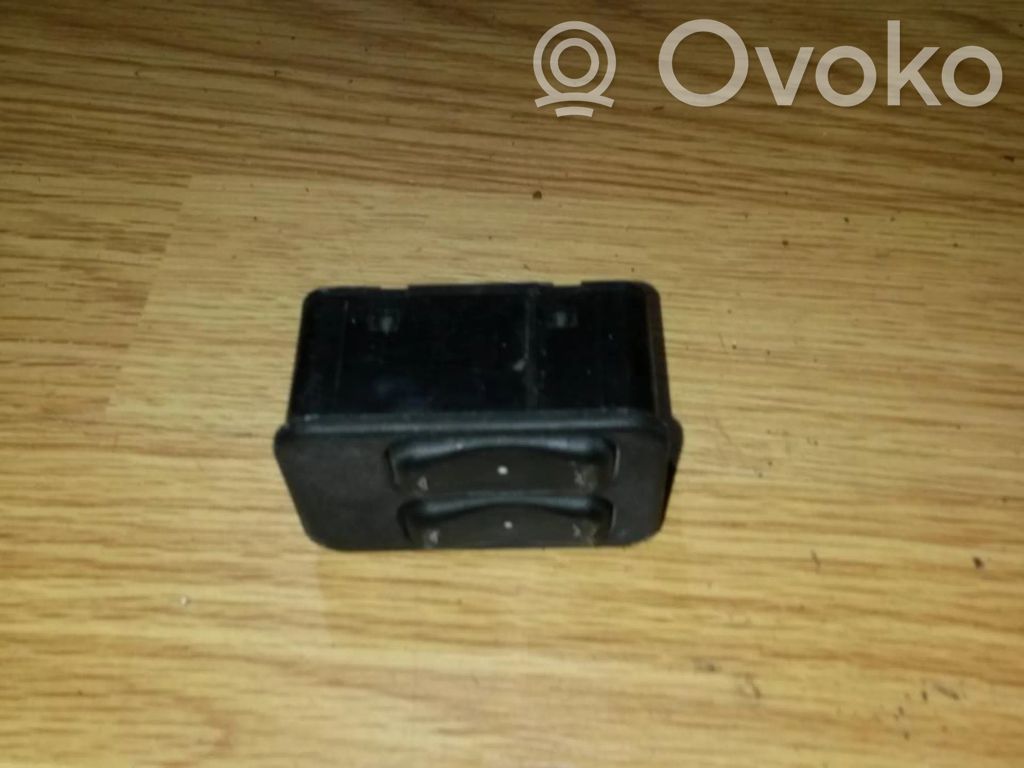 Przyciski szyb   90561088,90561088