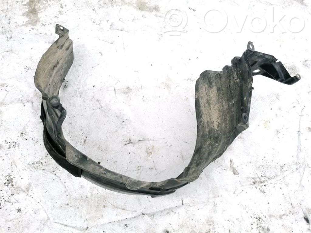 Nissan Primera Nadkole przednie 