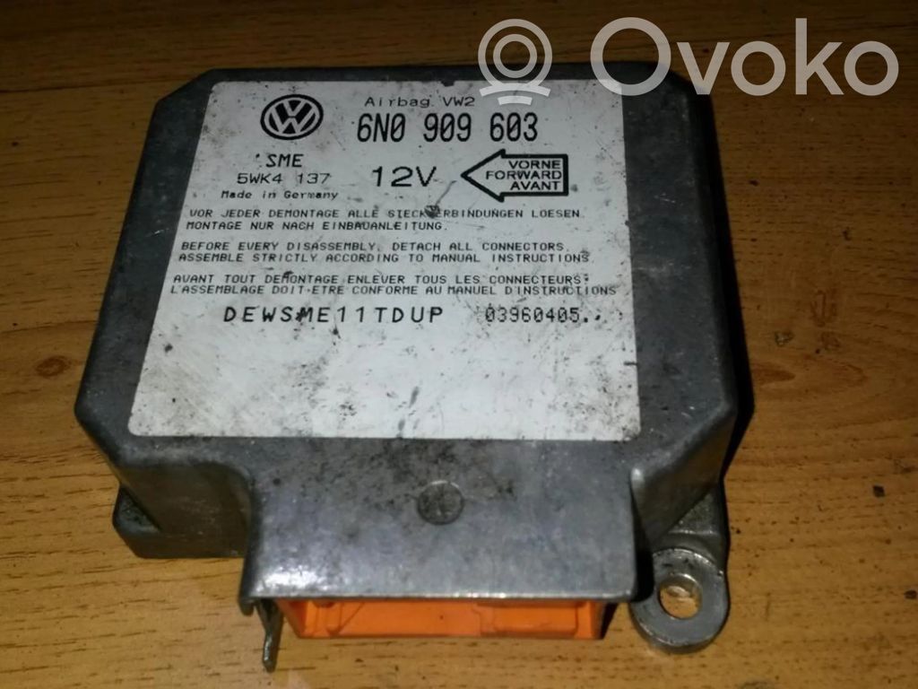 Unitate/modul de comandă airbaguri   6N0909603,5WK4137,5WK4137,6N0909603