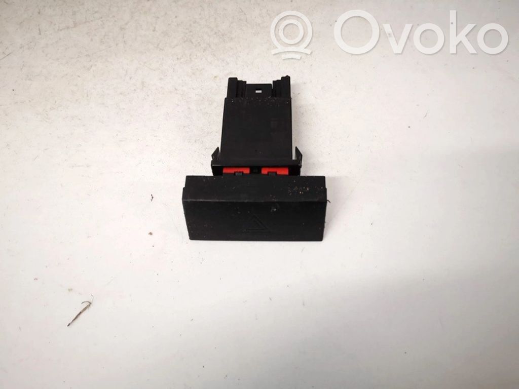 Hyundai Coupe Botón interruptor de luz de peligro 