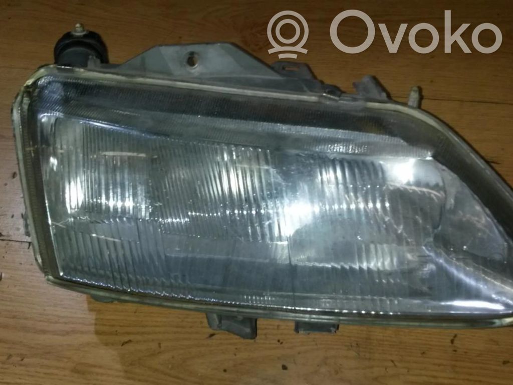 Renault Laguna I Scheinwerfer 