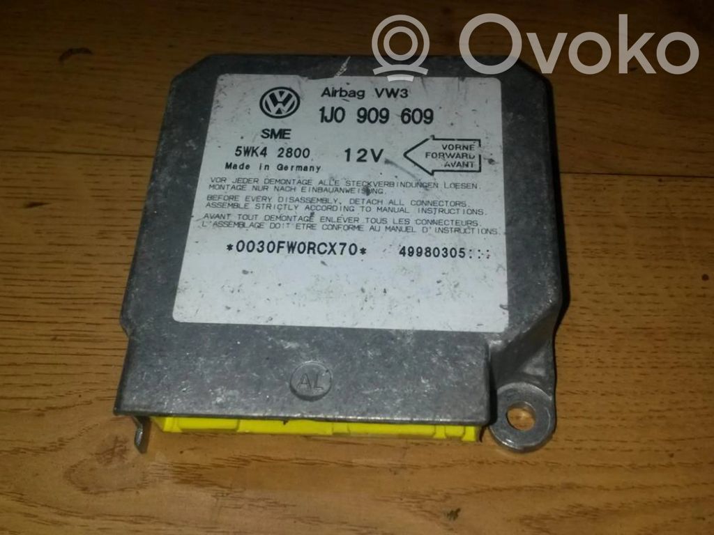 Volkswagen Golf IV Centralina/modulo airbag 