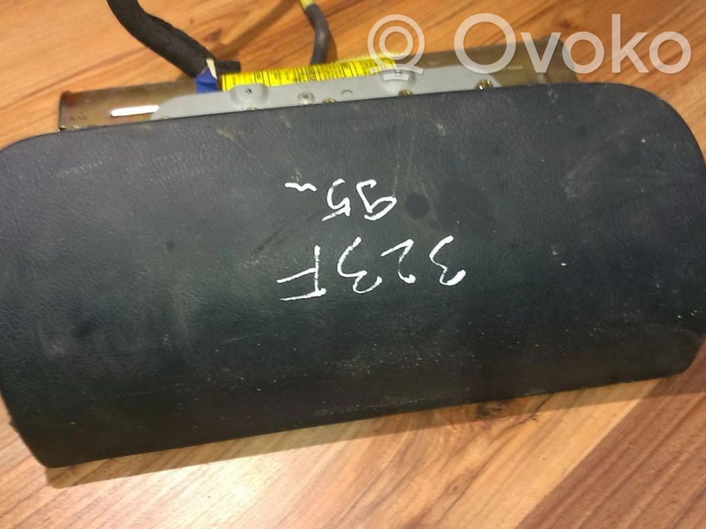Mazda 323 F Airbag del pasajero 