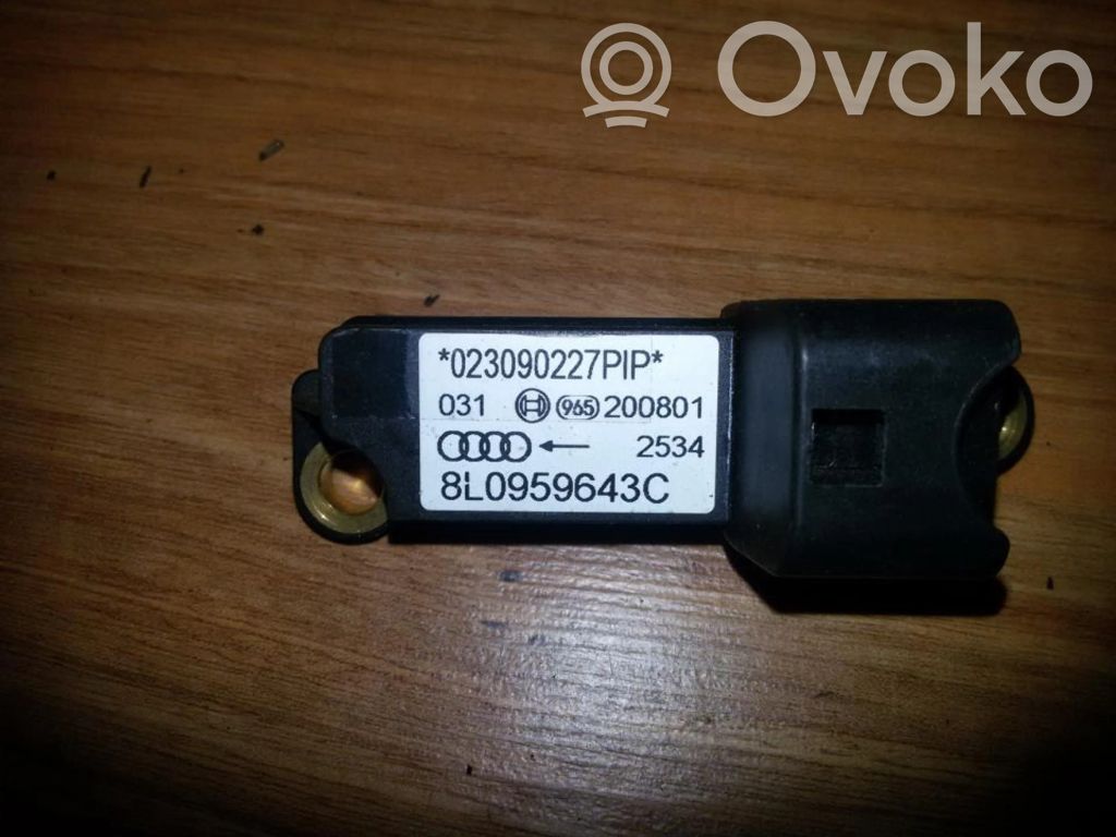 Airbagsensor Crashsensor Drucksensor   8L0959643C,8L0959643C