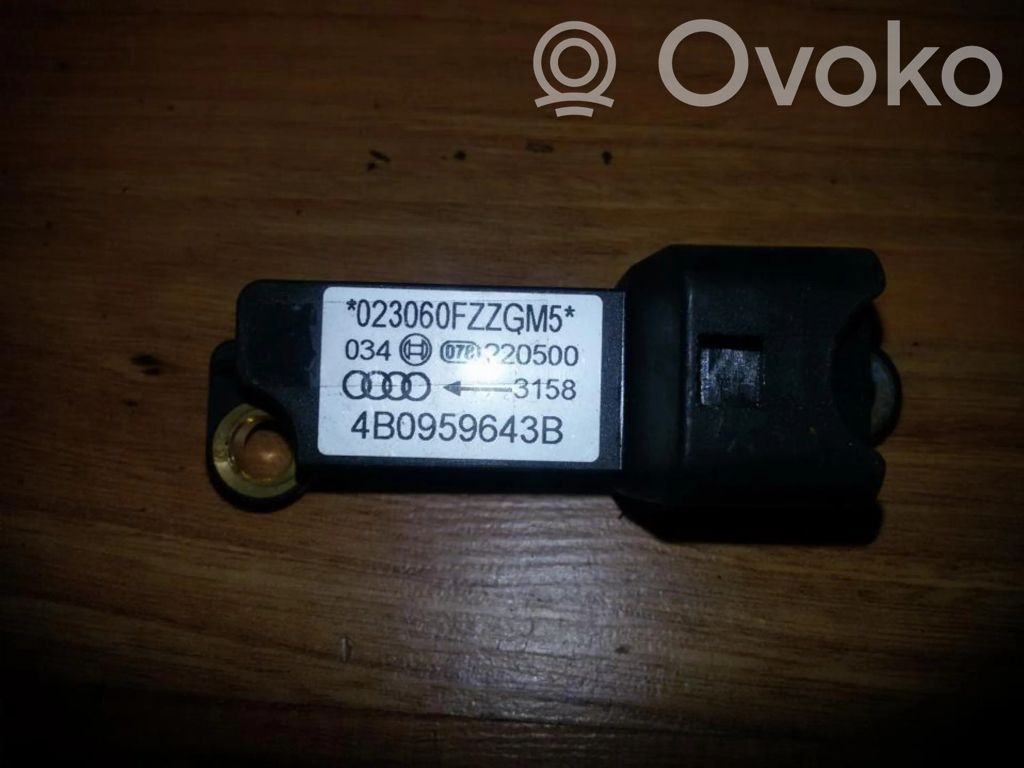 Sensor impacto/accidente para activar Airbag   4B0959643B,4B0959643B