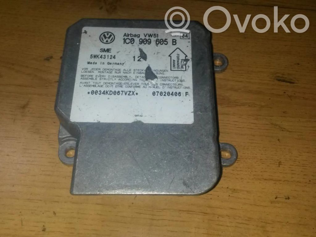 Volkswagen PASSAT B5.5 Unitate/modul de comandă airbaguri