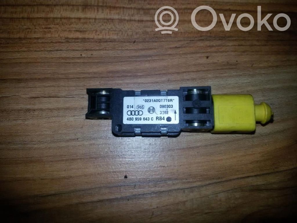 Audi A4 S4 B6 8E 8H Sensore d’urto/d'impatto apertura airbag