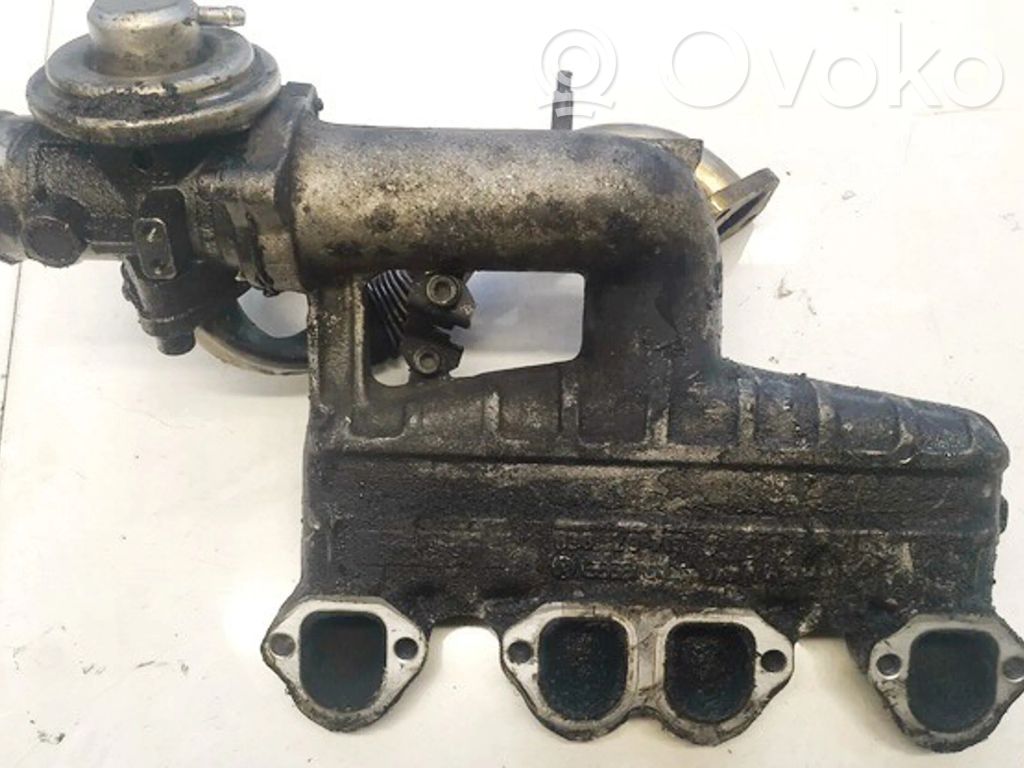 Volkswagen Golf IV Kolektor ssący 