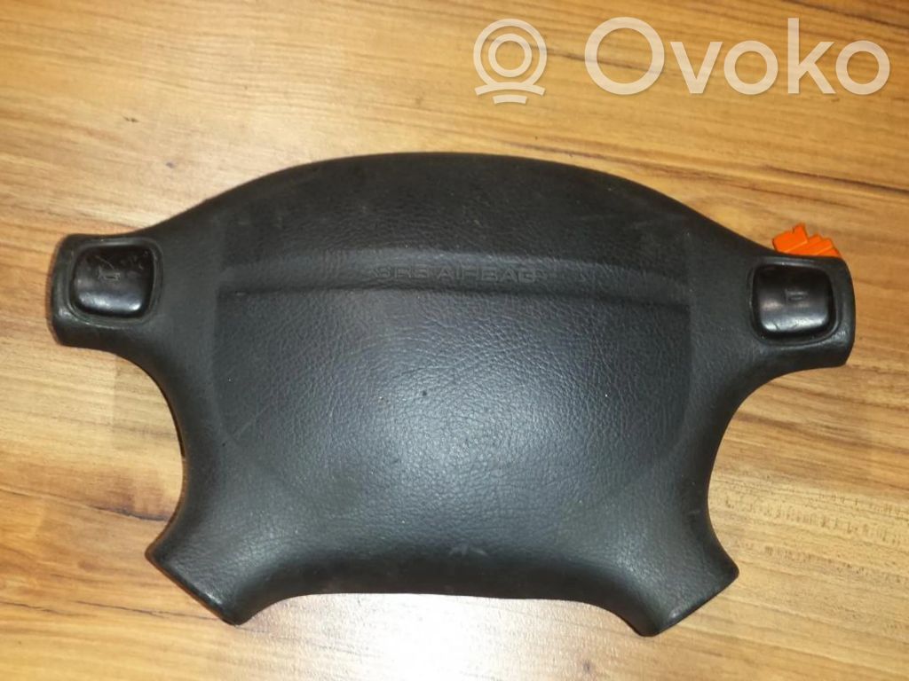 Mazda 323 Poduszka powietrzna Airbag kierownicy 