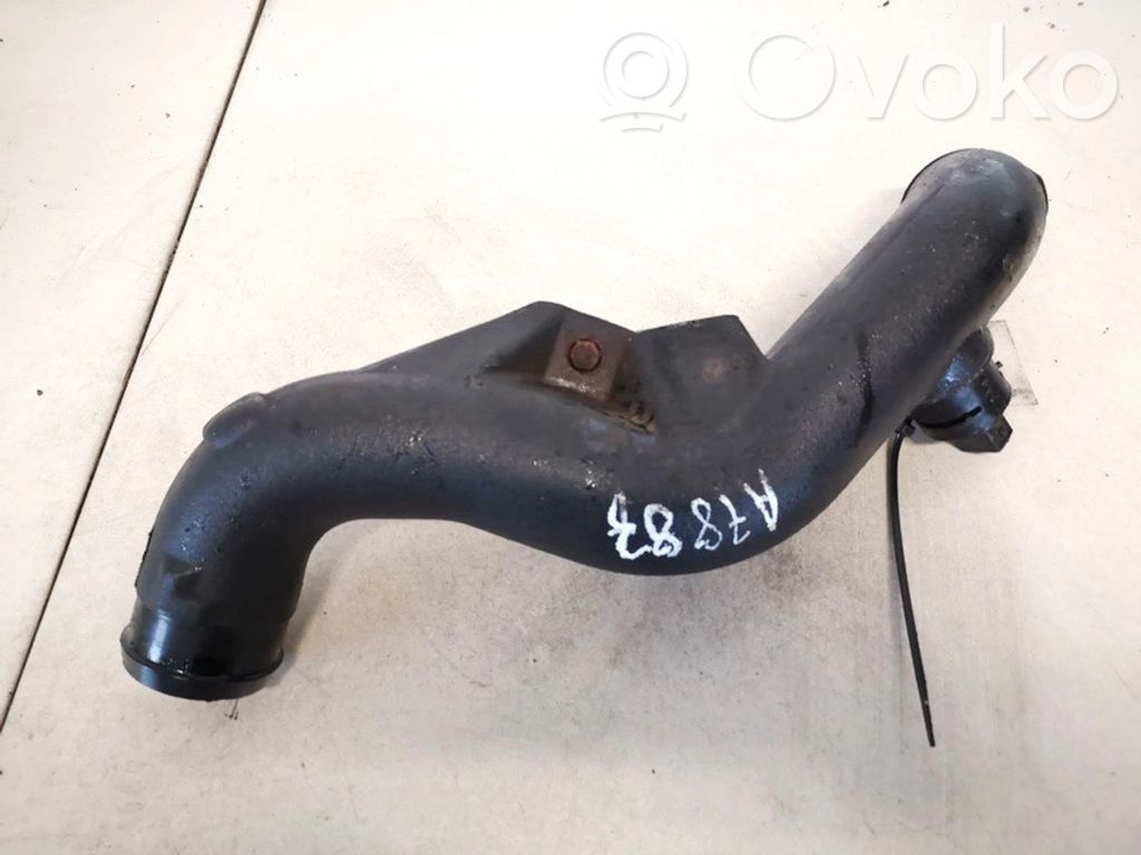 Volkswagen PASSAT B4 Wąż / Rura intercoolera
