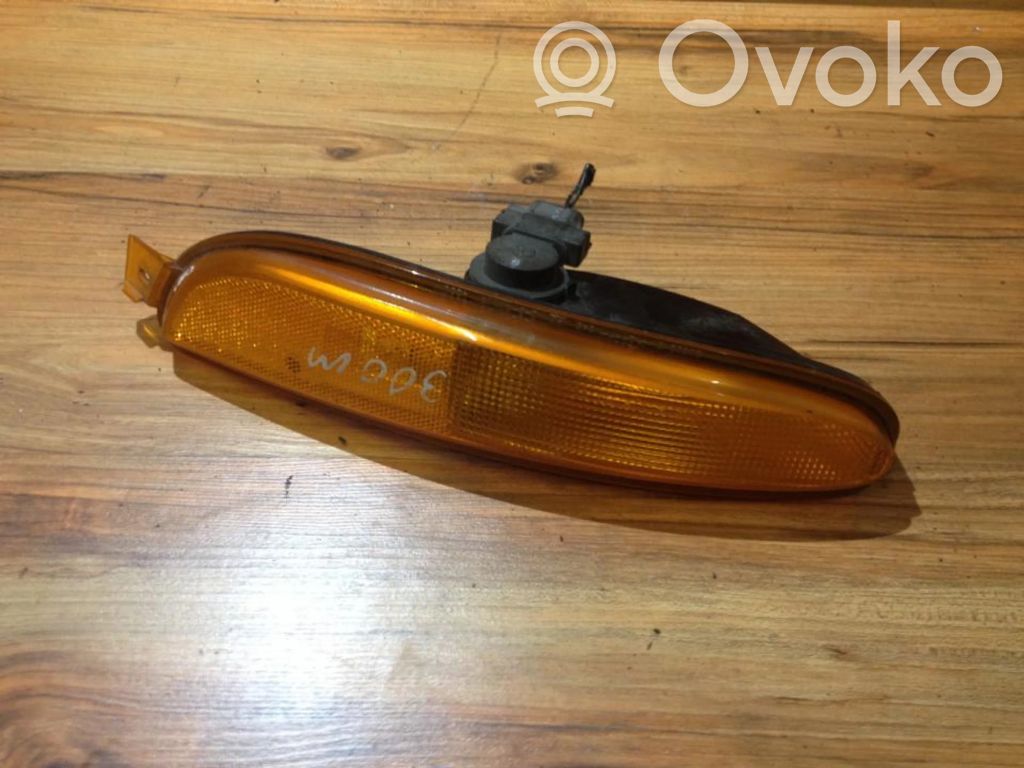 Chrysler 300M Front indicator light 