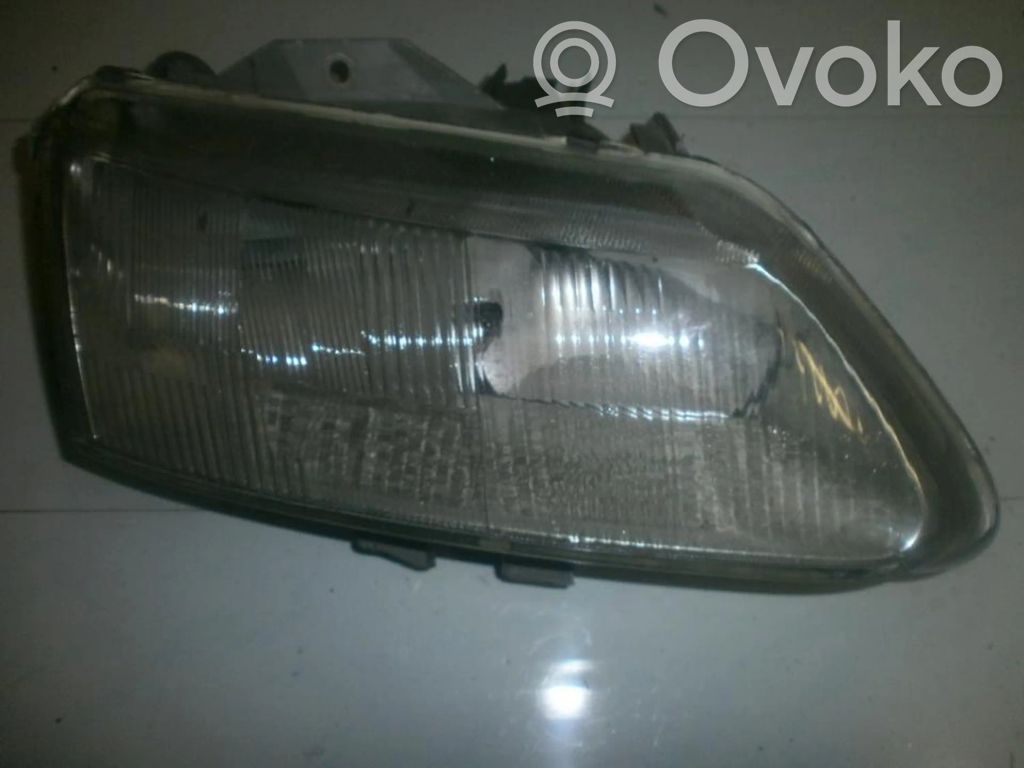 Renault Laguna I Scheinwerfer 