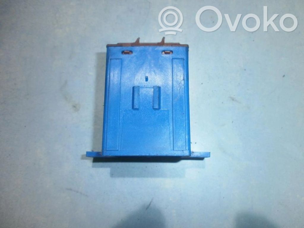 Peugeot 406 Muu rele